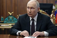 Путин провел совещание в штабе группировки СВО