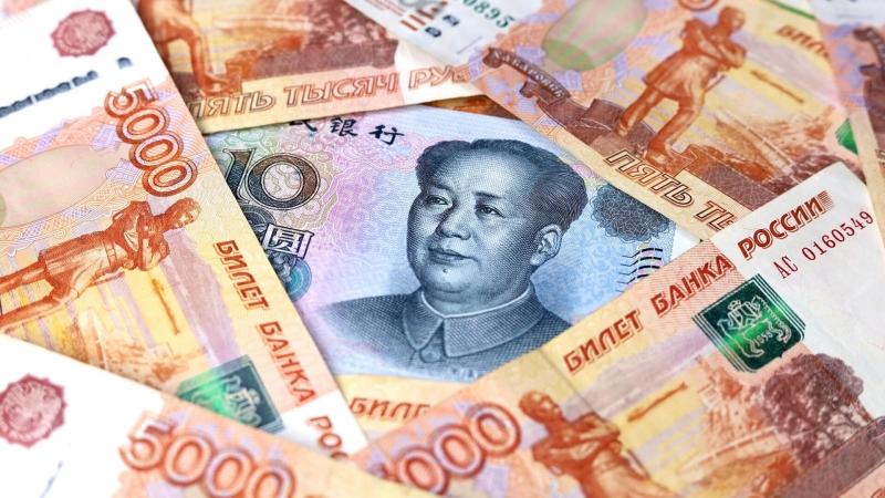 Официальный курс доллара на вторник составил 101,04 рубля